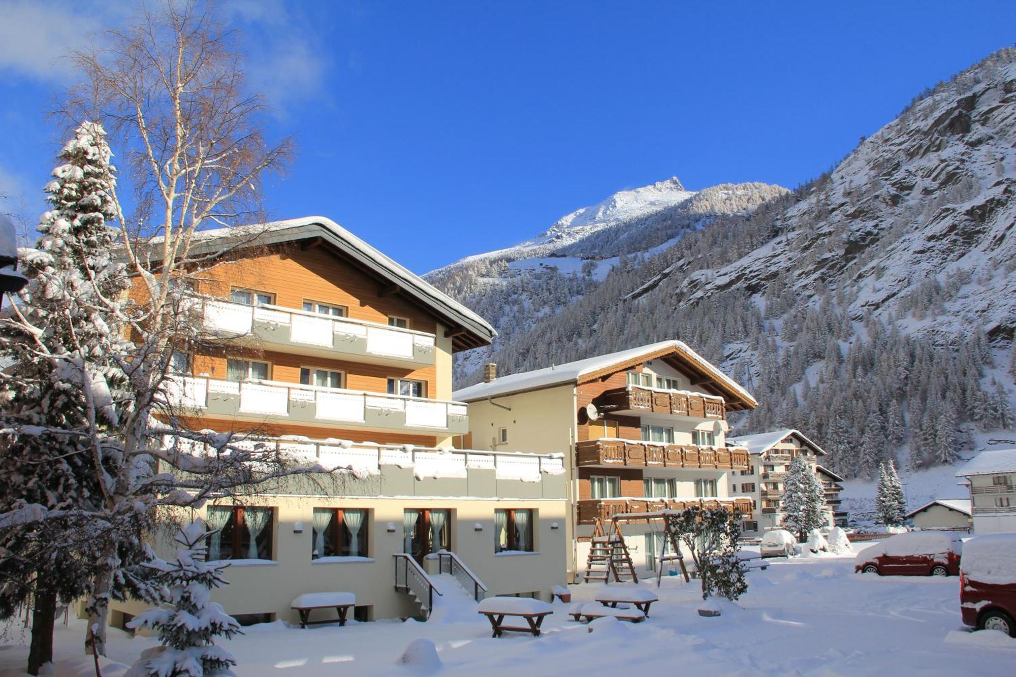 Pension Heino Saas-Grund Ngoại thất bức ảnh