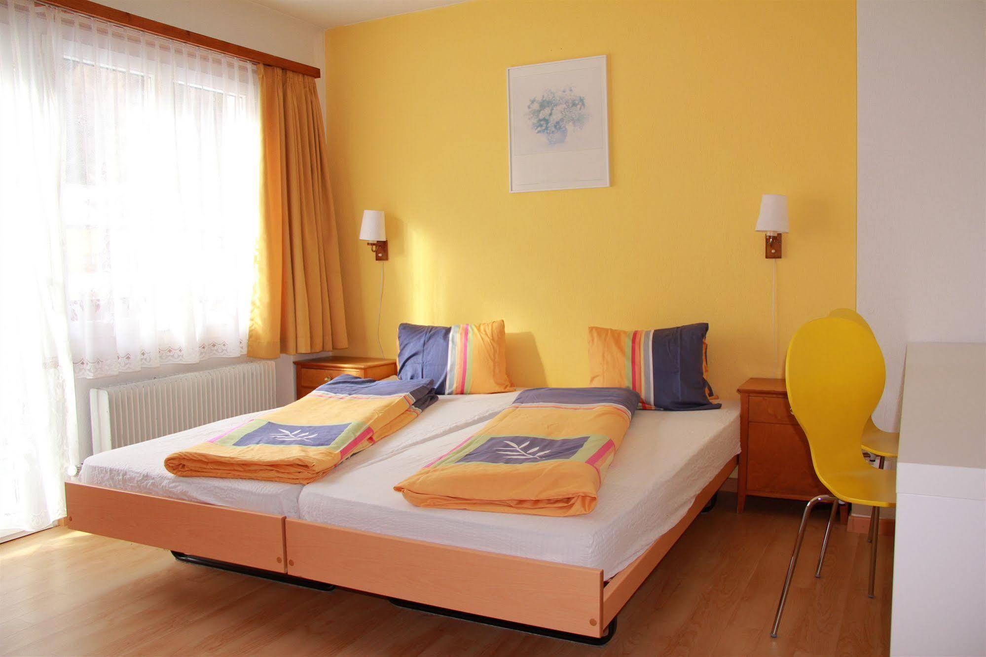 Pension Heino Saas-Grund Ngoại thất bức ảnh